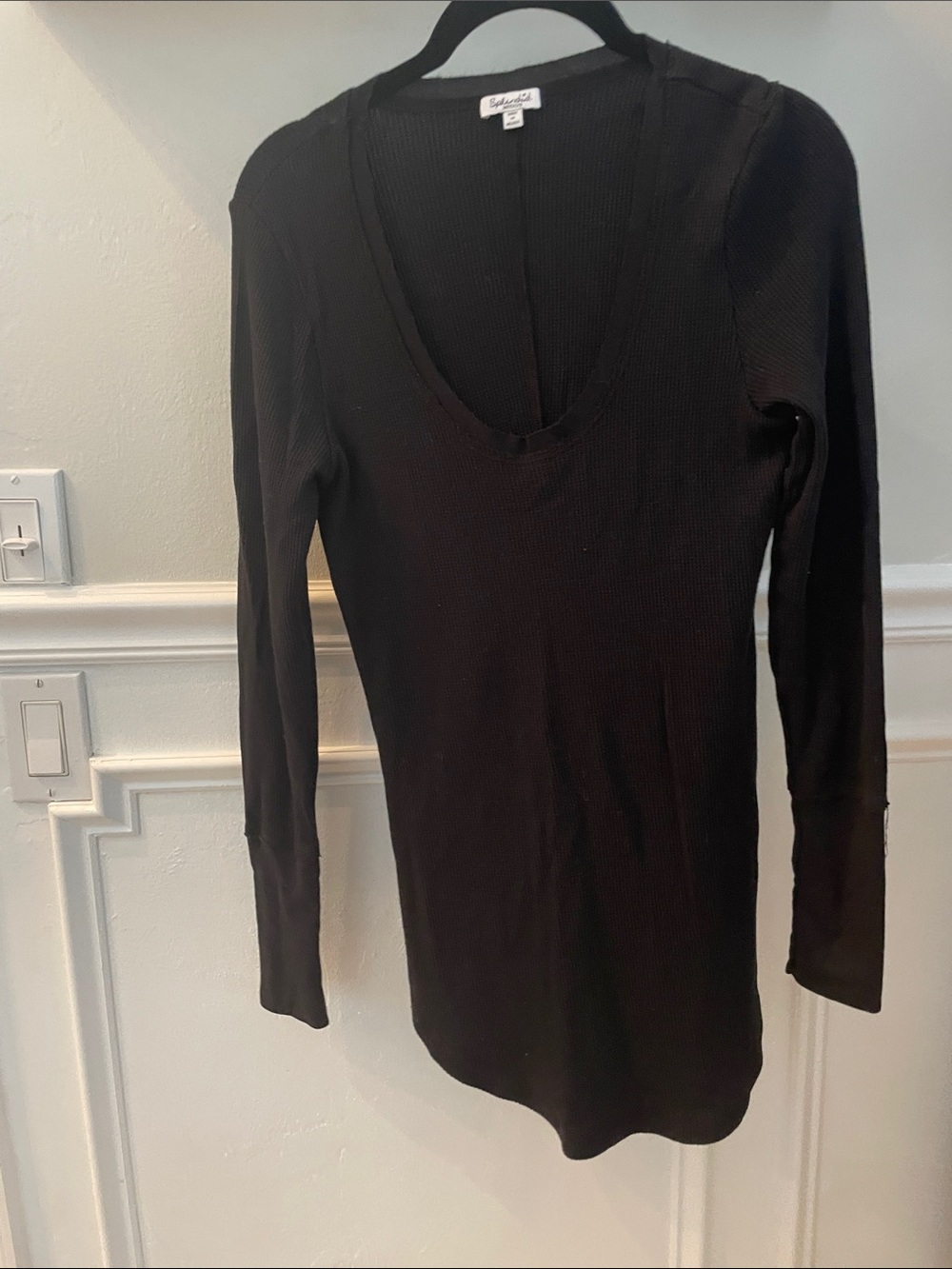 Splendid Black Ribbed V-Neck Tunic Top